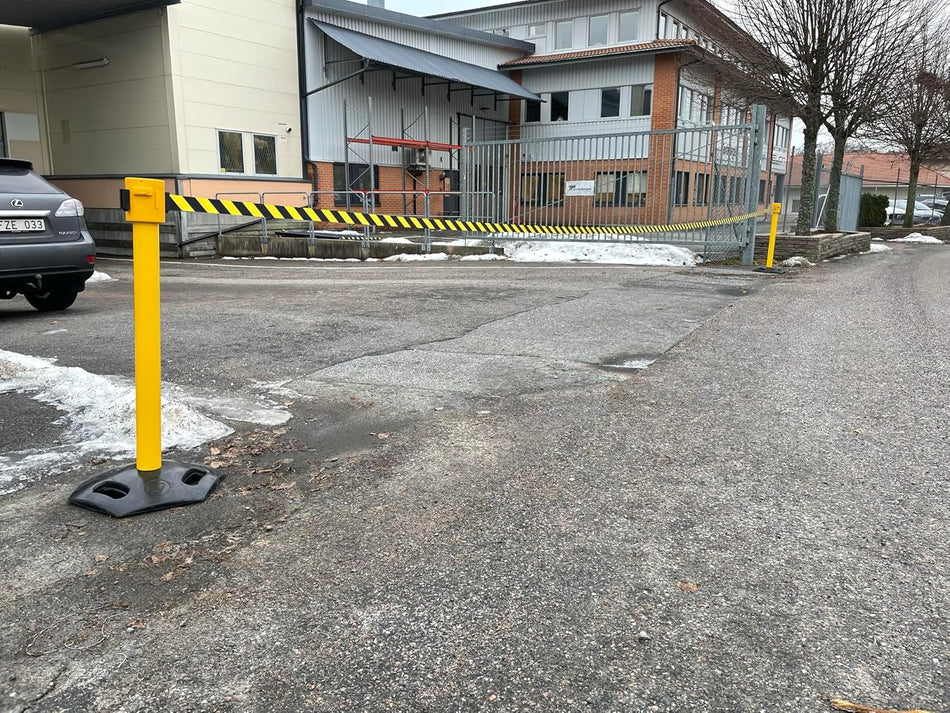 FlexiBarrier Absperrpfosten mit Gurtband  -Outdoor 1050- (10,6 m Gurt)