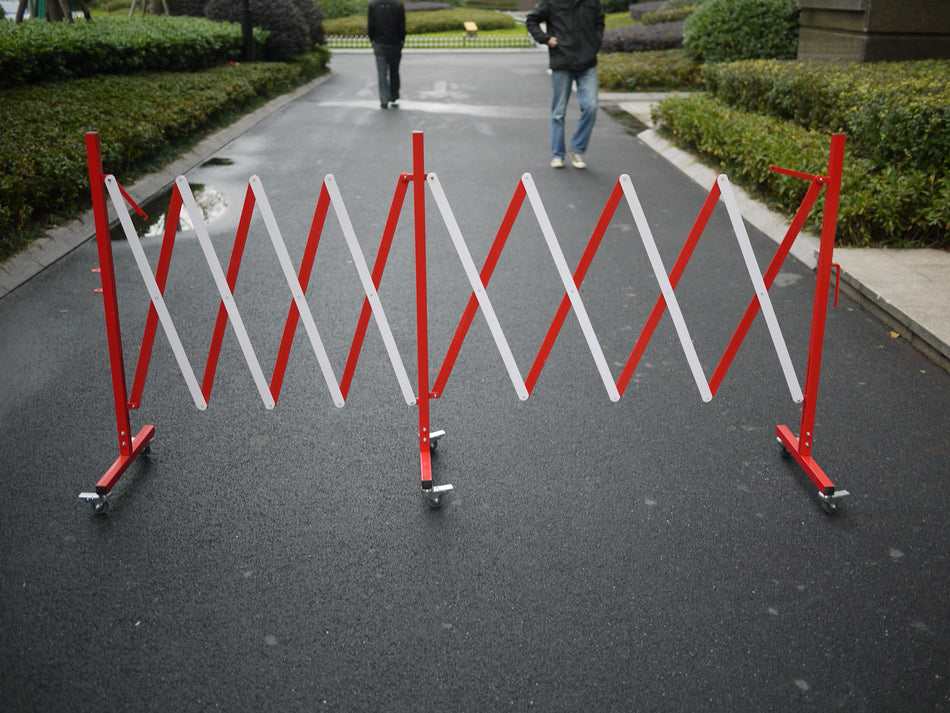 FlexiBarrier -Scherensperre - auf Rädern (4.9 m)