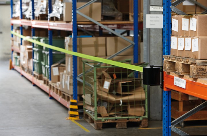 Beltrac XXXL Wandmontierte einziehbare Gurtabsperrung(22m)