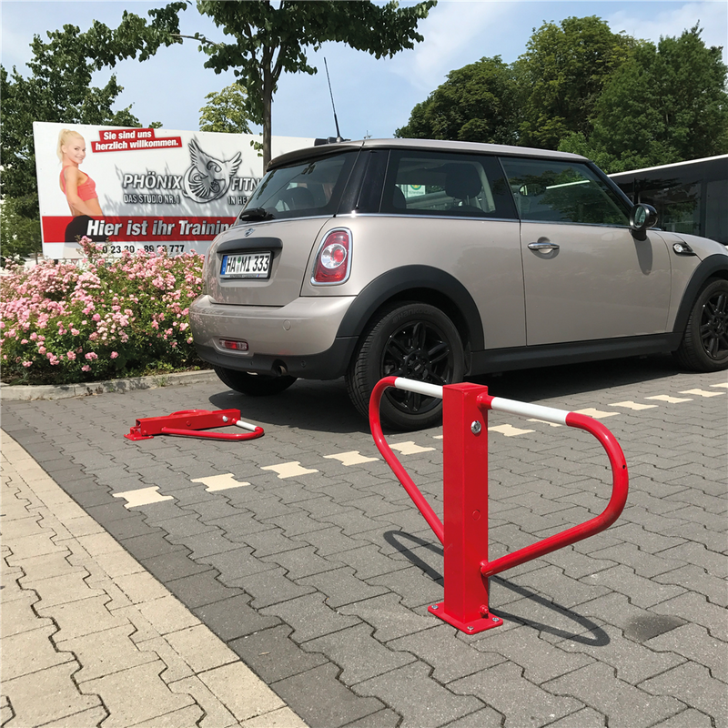 Klappbare Parkplatzschranke mit Dreiecksschloss