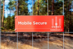 Firmenschild für temporäre Absperrungen