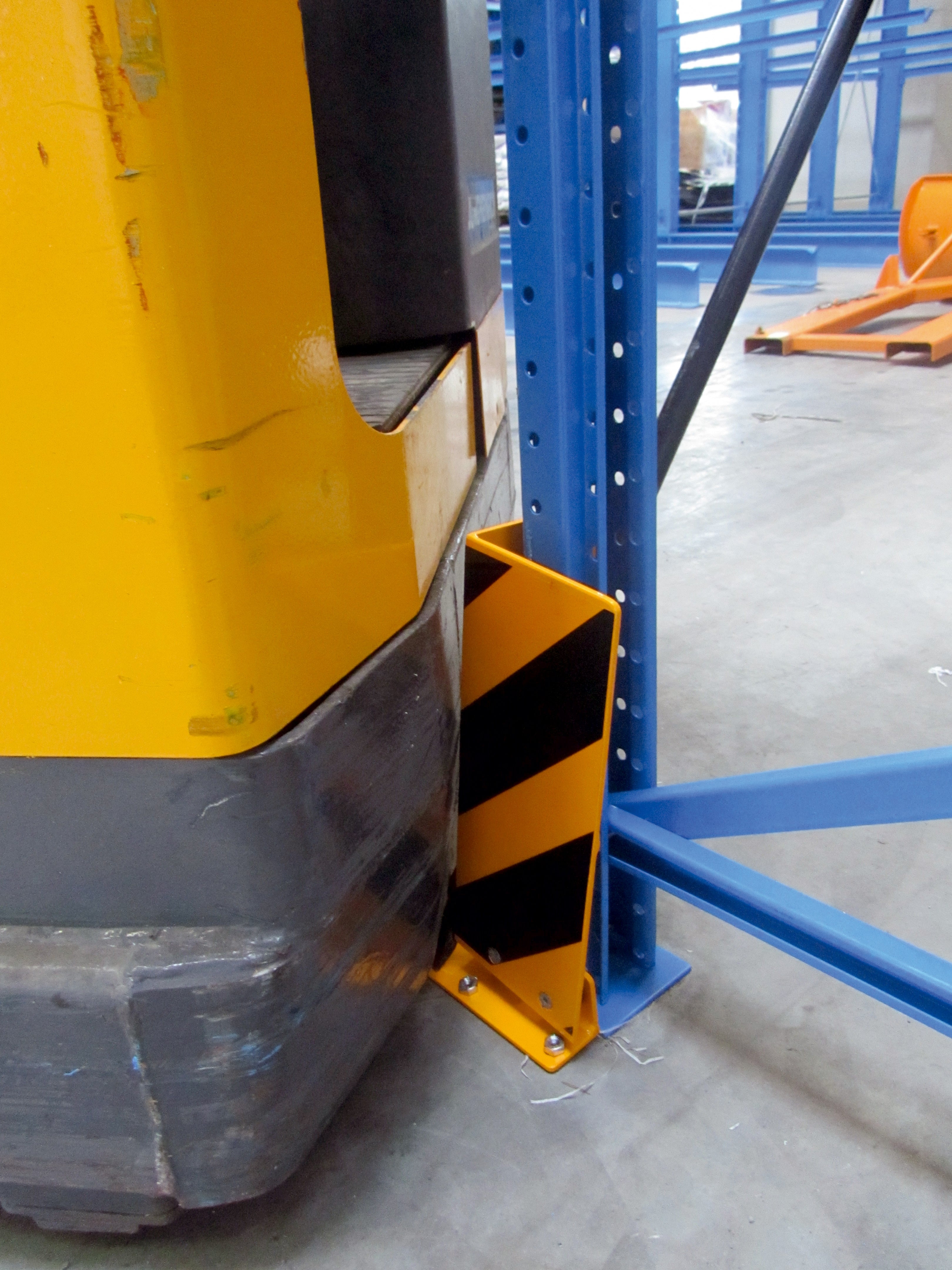 Crash Guard, Flexible Tiltable